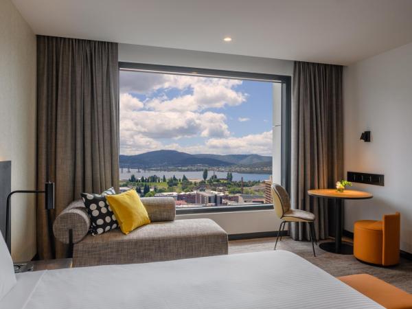 Mövenpick Hotel Hobart : photo 6 de la chambre chambre king de luxe avec vue sur le port