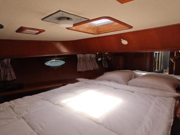 Osaka Hokko Marina HULL : photo 2 de la chambre cruiser guest room with shared bathroom