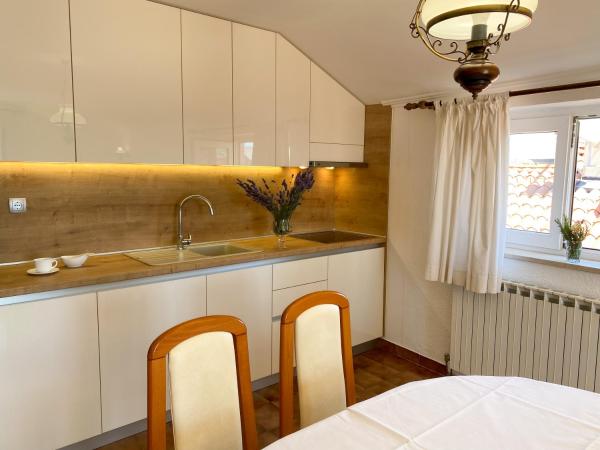 Villa Adria : photo 5 de la chambre appartement 2 chambres avec terrasse et vue sur la mer