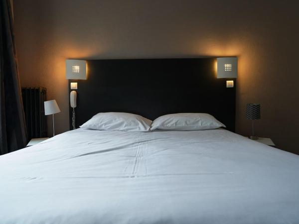 Hotel De Quebec : photo 2 de la chambre lit(s) jumeaux/double