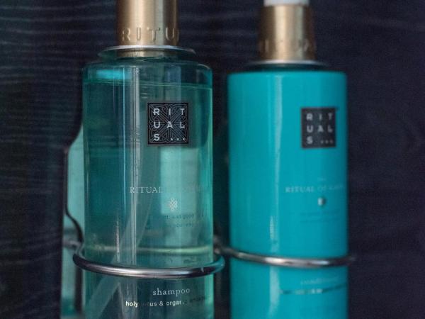 The Local House : photo 5 de la chambre hébergement lit king-size standard - vue sur ville 