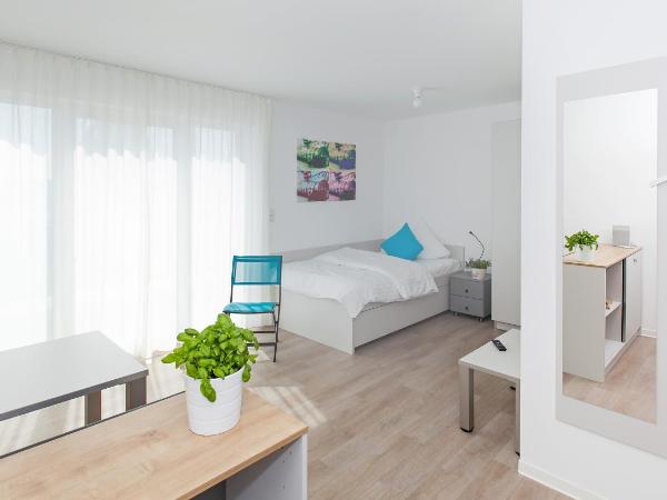 Spreepolis Boardinghaus : photo 5 de la chambre studio avec terrasse