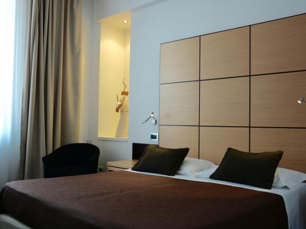 Hotel Cimarosa : photo 2 de la chambre chambre triple confort