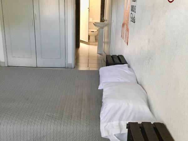 Casa Internacional Querétaro : photo 2 de la chambre chambre double