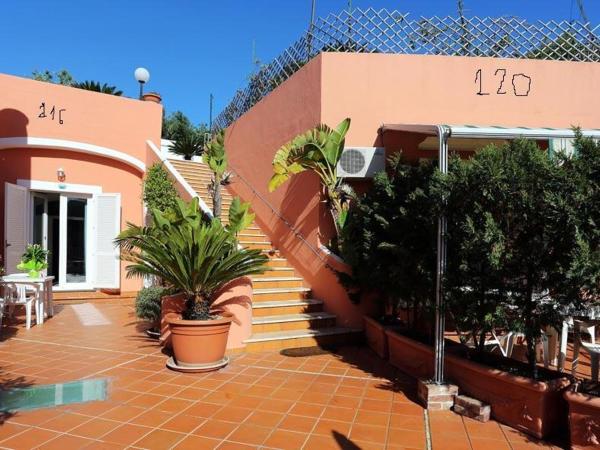 Hotel Residence S.Angelo : photo 3 de la chambre chambre double ou lits jumeaux avec balcon