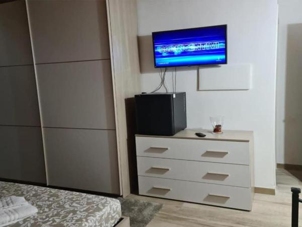 B&B Villa Chiara Bed and Breakfast : photo 3 de la chambre chambre double ou lits jumeaux deluxe – vue sur jardin