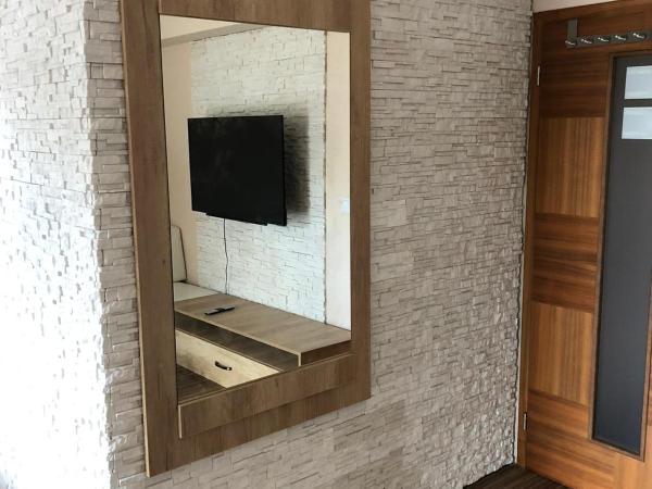 ELTAKO penzion : photo 9 de la chambre chambre double deluxe avec lit d'appoint