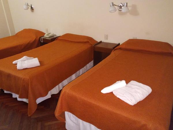 Crystal Hotel : photo 4 de la chambre chambre triple classique