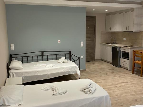 Studios Artemis : photo 6 de la chambre chambre quadruple Économique