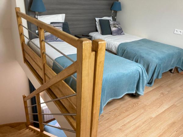 Hôtel Le Saint Patrice : photo 9 de la chambre chambre familiale