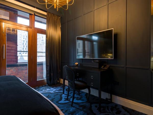 Velvet Hotel : photo 3 de la chambre chambre lit king-size avec balcon