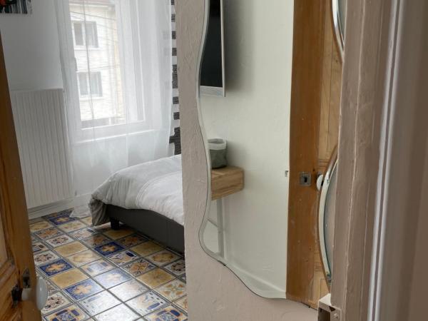 le numero 100 : photo 5 de la chambre chambre lit king-size