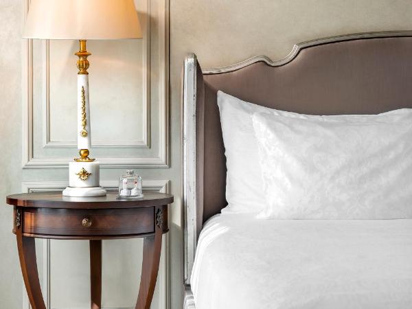 Rixos Pera Istanbul : photo 4 de la chambre chambre lit king-size premium - vue sur corne d'or