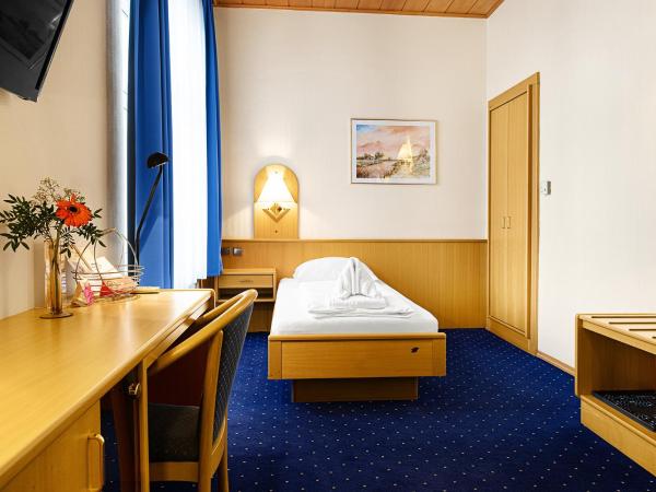 Hotel-Pension Wild : photo 2 de la chambre chambre simple avec salle de bains privative