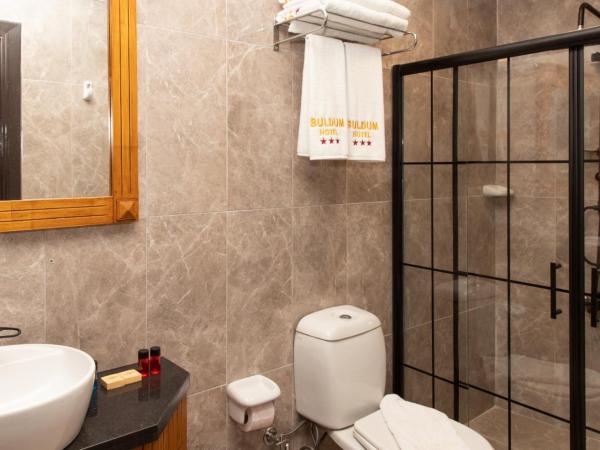 Buldum Otel : photo 7 de la chambre chambre deluxe (1 adulte + 1 enfant)