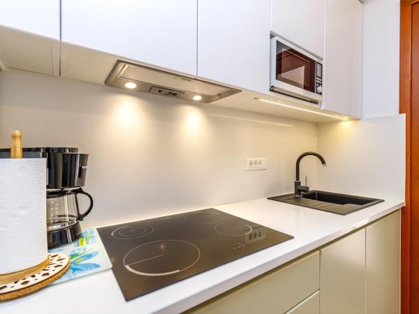 Apartments Lavizatic : photo 8 de la chambre appartement