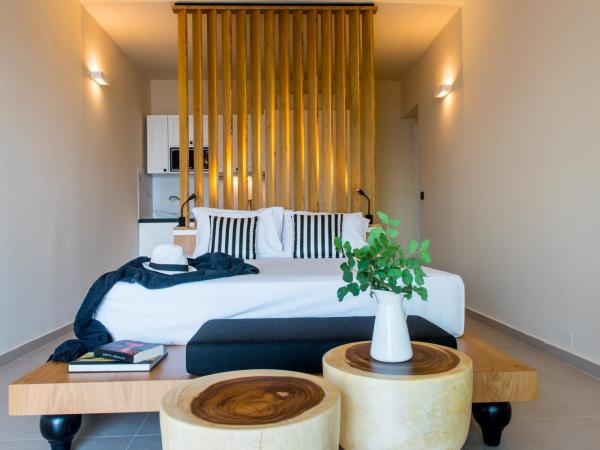 Marni Village : photo 8 de la chambre studio avec piscine privative