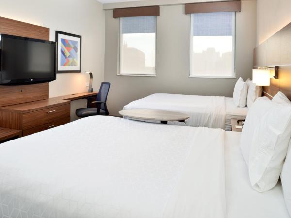 Holiday Inn Express New Orleans - St Charles, an IHG Hotel : photo 7 de la chambre chambre standard avec 2 lits queen-size