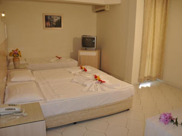 Saritas Hotel ONLY FAMILY CONCEPT : photo 4 de la chambre chambre triple standard