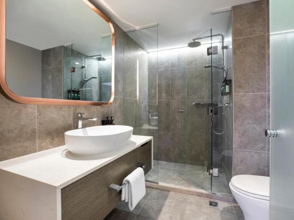 Crowne Plaza Melbourne, an IHG Hotel : photo 4 de la chambre standard king room with river view - high floor