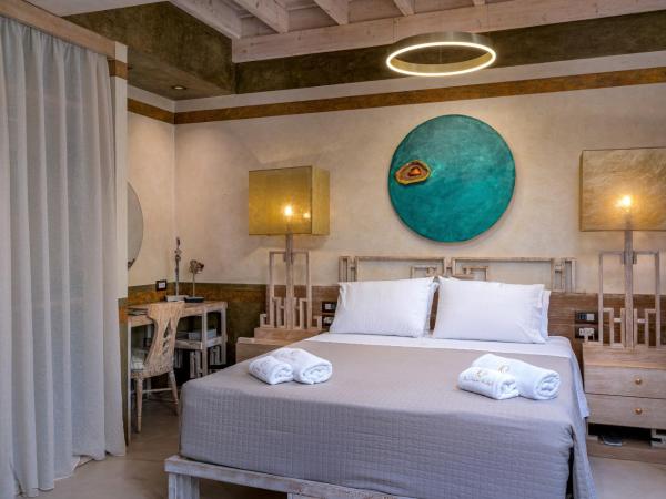 10GR Boutique Hotel & Wine Bar : photo 3 de la chambre suite junior kamiros 