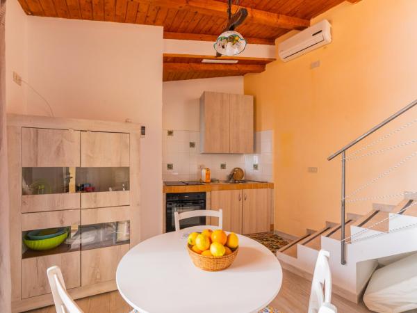 ToviMar Apartments : photo 3 de la chambre appartement 2 chambres avec terrasse