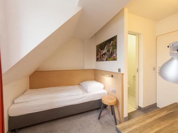 Sure Hotel by Best Western Muenchen Hauptbahnhof : photo 8 de la chambre chambre triple familiale