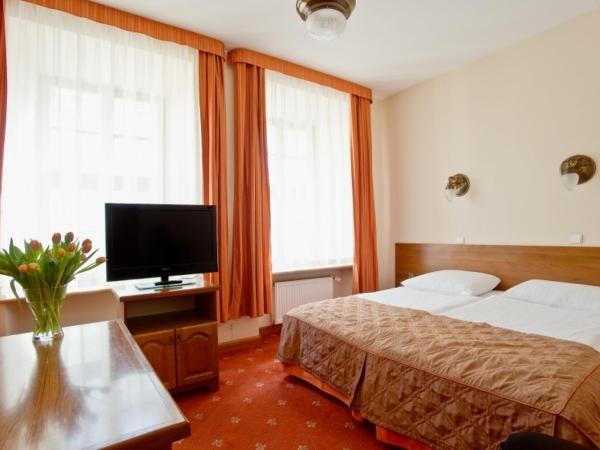 Hotel Regent : photo 9 de la chambre chambre double ou lits jumeaux