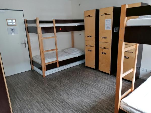 Backpackers St. Pauli : photo 3 de la chambre lit dans dortoir 6 lits