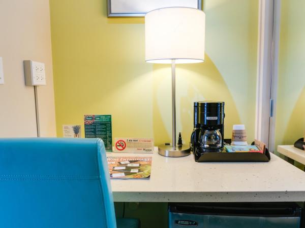 Aston Waikiki Circle Hotel : photo 6 de la chambre chambre standard