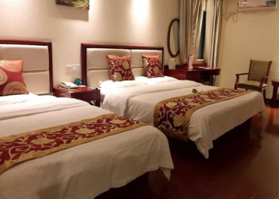 GreeTree Inn JiangSu Suzhou Taiping High-speed North Station Express Hotel : photo 2 de la chambre chambre familiale