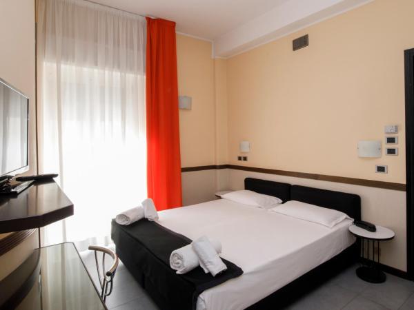 Hotel Derby : photo 1 de la chambre chambre double ou lits jumeaux avec balcon
