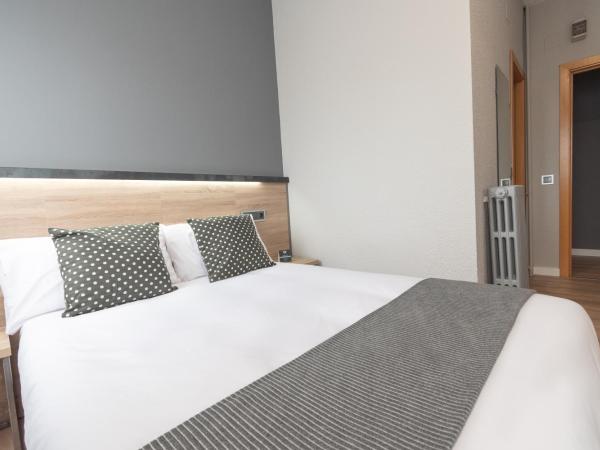 Alda Centro Pamplona : photo 5 de la chambre chambre double ou lits jumeaux Économique