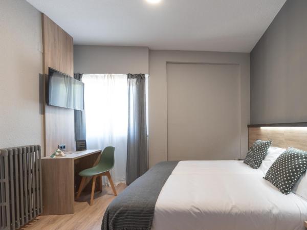 Alda Centro Pamplona : photo 6 de la chambre chambre double ou lits jumeaux standard