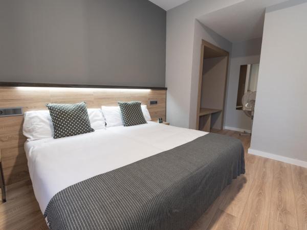 Alda Centro Pamplona : photo 7 de la chambre chambre double ou lits jumeaux standard