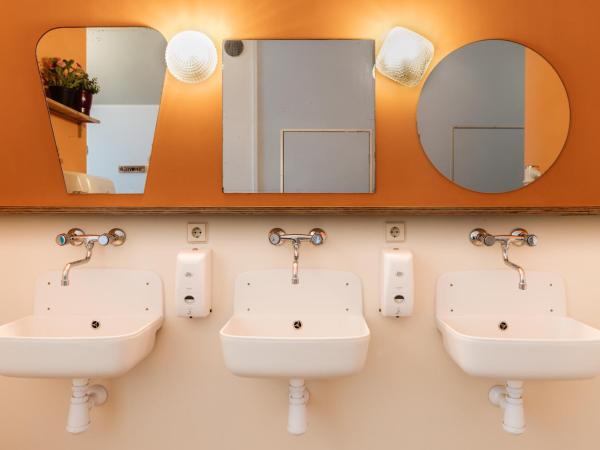 Hostel Ani&Haakien : photo 4 de la chambre lit dans dortoir mixte de 10 lits