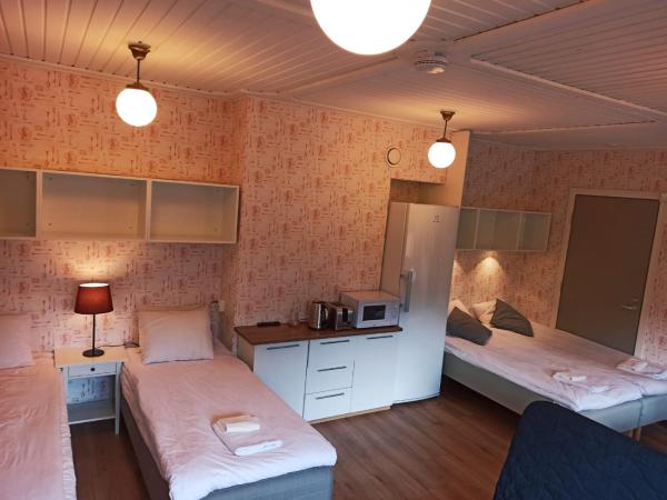 Hotelli Uninen Tampere : photo 10 de la chambre suite avec sauna