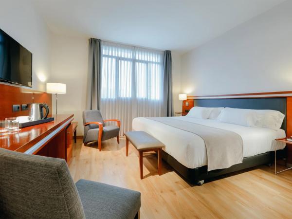 Abba Euskalduna Hotel : photo 2 de la chambre chambre triple deluxe