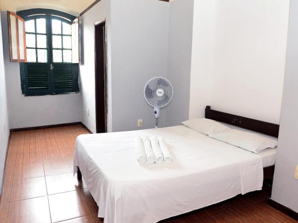 Pousada Cor e Arte - Pelourinho : photo 1 de la chambre chambre double avec ventilateur