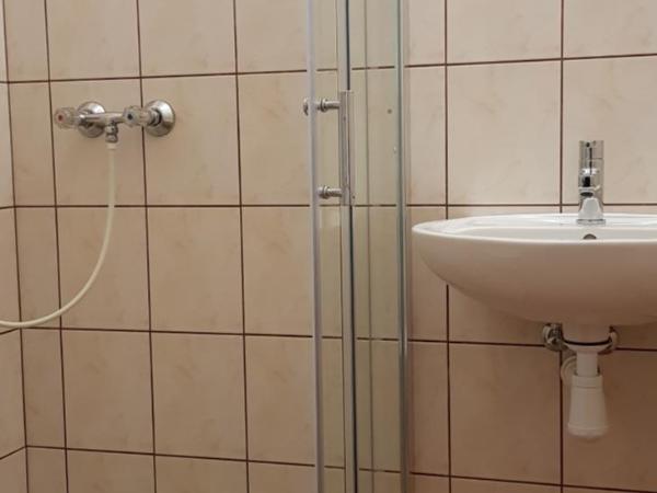 Wynajem pokoi : photo 9 de la chambre chambre double - vue sur jardin