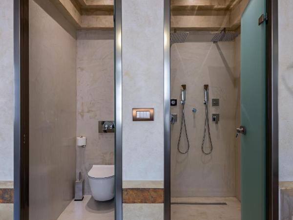 10GR Boutique Hotel & Wine Bar : photo 10 de la chambre suite exécutive rhodes avec bain à remous