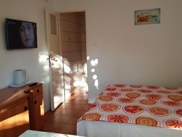 Wynajem pokoi : photo 4 de la chambre chambre double - vue sur jardin