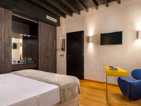 Allegory Boutique Hotel : photo 2 de la chambre suite junior avec douche à jets pour le corps - orphée