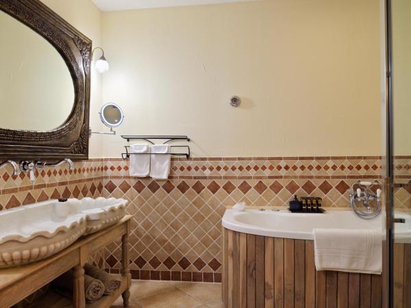 Hôtel Demeure Loredana : photo 7 de la chambre suite deluxe avec balcon ou terrasse - vue sur mer