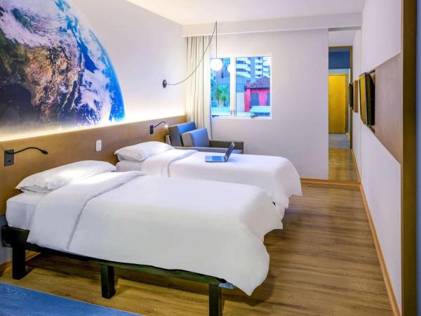 Hotel Euro Suíte Curitiba Batel By Nacional Inn : photo 1 de la chambre appartement standard avec lits jumeaux