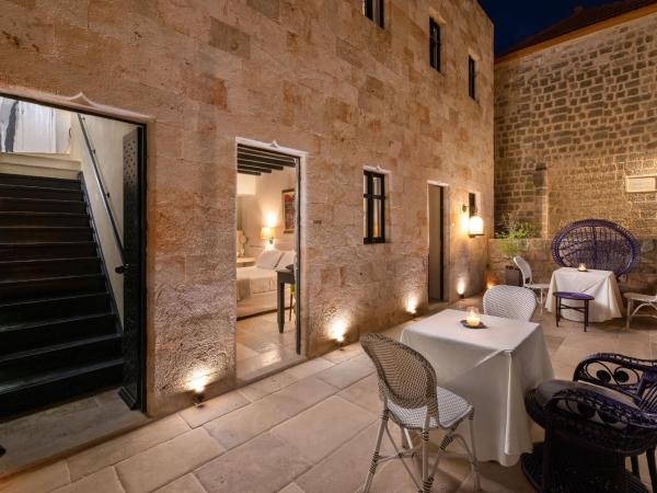 Allegory Boutique Hotel : photo 1 de la chambre suite avec balcon - daphné