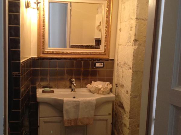 Antica Dimora : photo 7 de la chambre chambre lits jumeaux avec salle de bains
