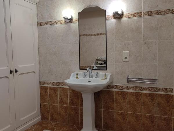 les jardins de la fontaine : photo 5 de la chambre chambre quadruple supérieure