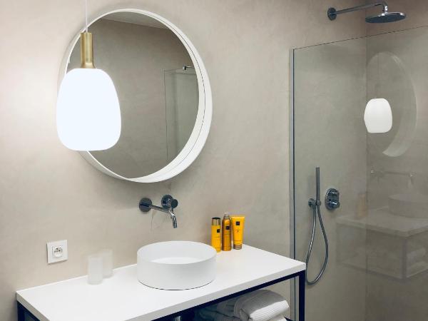 Suites Le Porte-Bonheur : photo 4 de la chambre suite - vue sur jardin