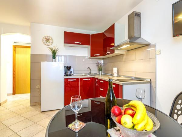 Apartments Mirjana Medulin : photo 3 de la chambre appartement